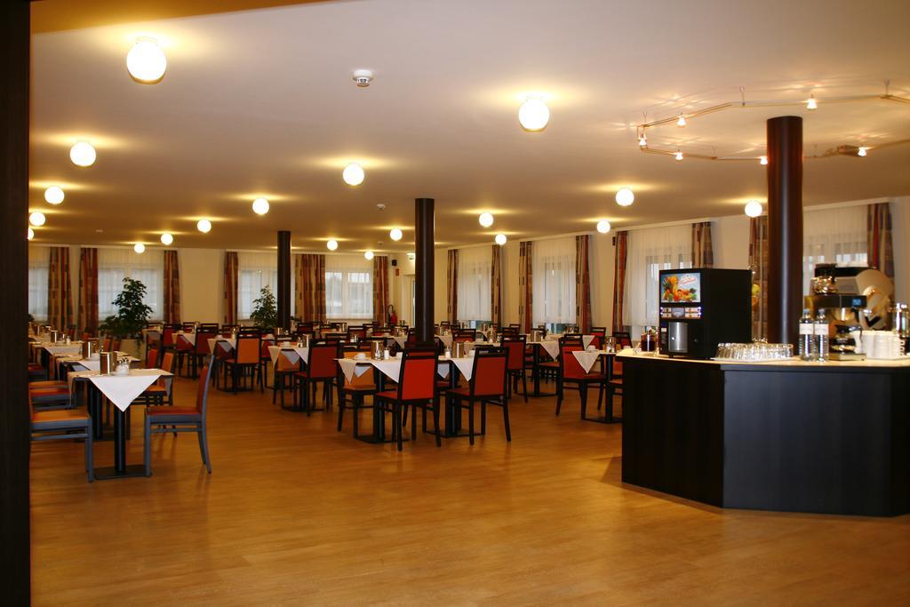 G&K Hotel Guntramsdorf Εξωτερικό φωτογραφία